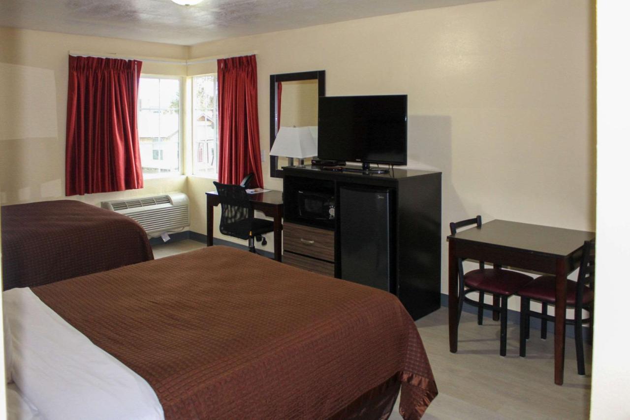 Rodeway Inn Medford South I-5 Zewnętrze zdjęcie