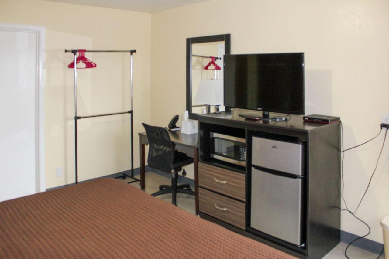 Rodeway Inn Medford South I-5 Zewnętrze zdjęcie
