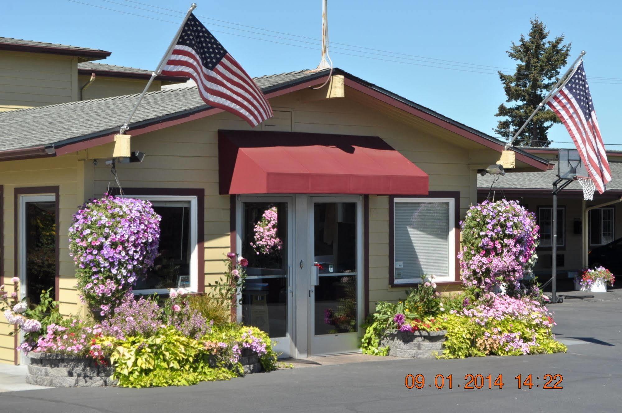 Rodeway Inn Medford South I-5 Zewnętrze zdjęcie